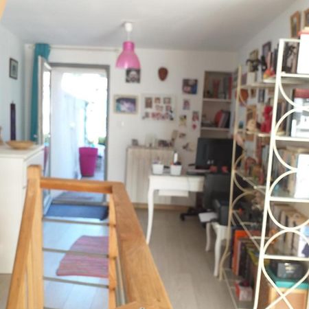 La Maison D Annick Apartment Lodeve Exterior photo